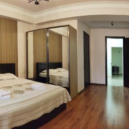1 Bedroom Unit With Patio Τυφλίδα Εξωτερικό φωτογραφία