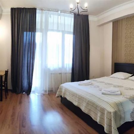 1 Bedroom Unit With Patio Τυφλίδα Εξωτερικό φωτογραφία